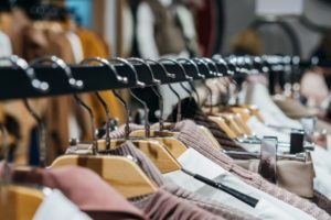 Como vender roupas online?